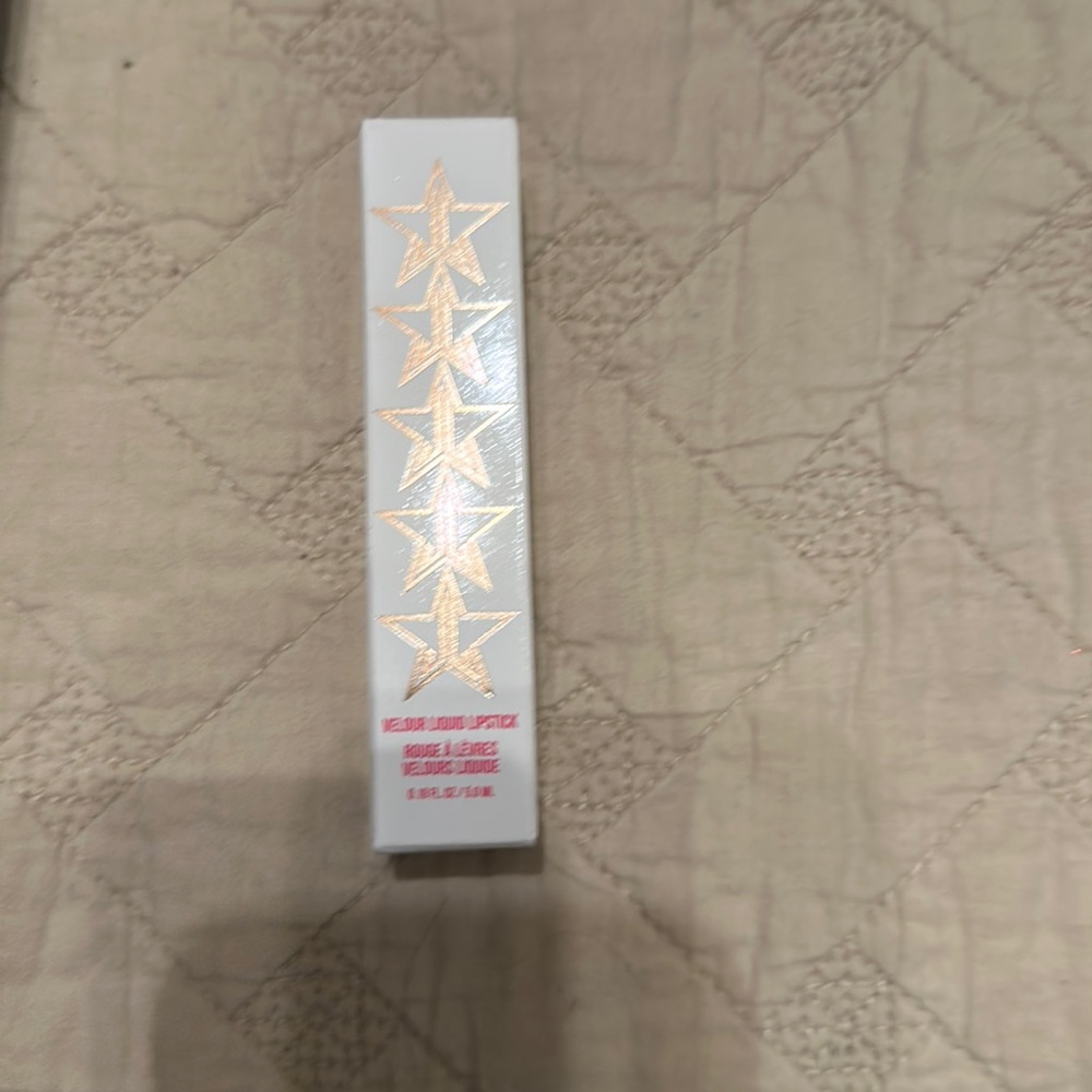 Jeffree Star Mistletoe velour liquid lipstick